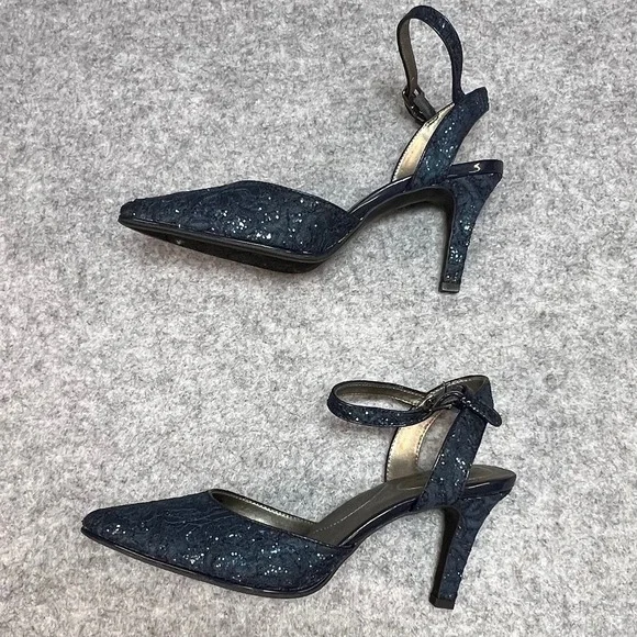 Bandolino Navy Blue Lace Glitter Pointed Toe Ankle Strap Pumps Formal Heels 7.5M - Picture 4 of 8